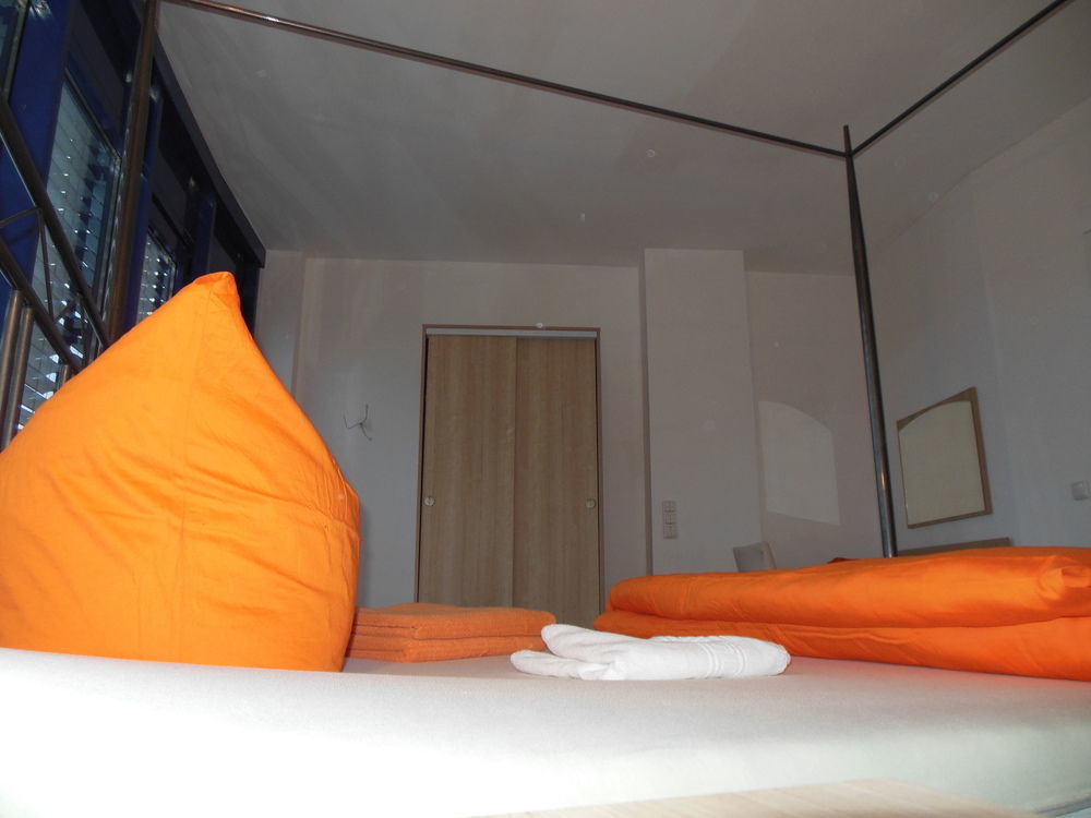 Lut10Her Sky-Fly Otel Leipzig Dış mekan fotoğraf